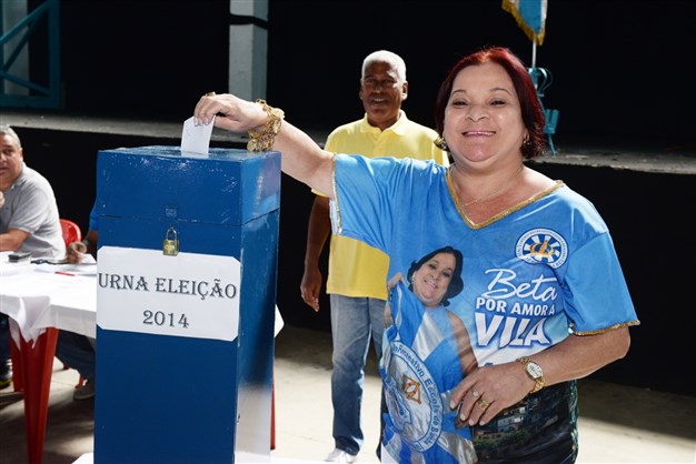 Nota de pesar - Dona Beta, ex-presidente da Vila Isabel