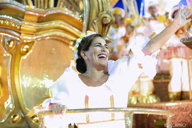 Gloria Pires: 'Me despeço do Carnaval feliz, orgulhosa da minha Portela'