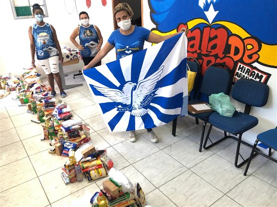 Portela inicia distribuição de máscaras e cestas básicas para moradores de Oswaldo Cruz e Madureira