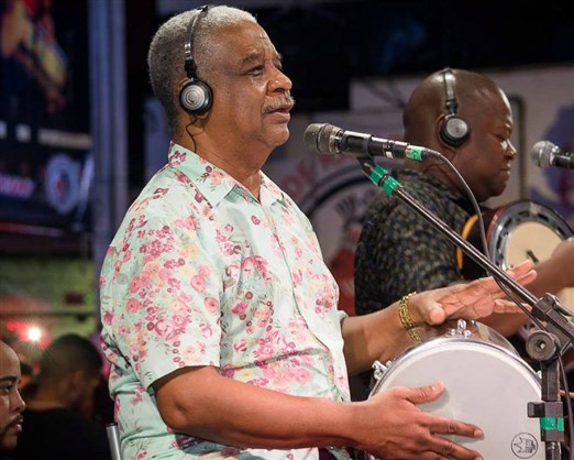 Portela lamenta morte do músico Ubirany, fundador do Fundo de Quintal e criador do repique de mão