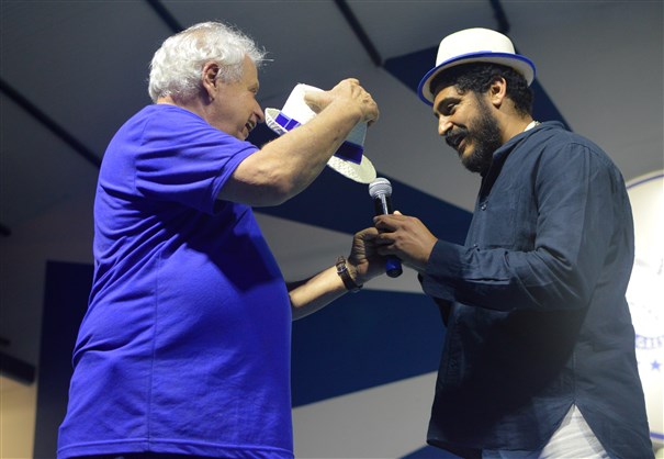 Velha Guarda da Portela, Nelson Sargento e Criolo emocionam público em feijoada histórica