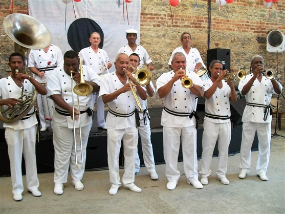 Portela faz ensaio geral nesta quarta com a presença da Banda do Cordão da Bola Preta