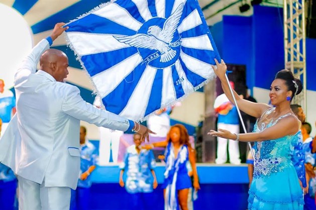 Portela faz ensaio geral nesta quarta-feira com apresentação do espetáculo 'Sassaricando'