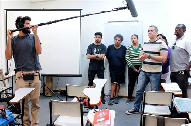 Projeto social Por Telas é destaque na mídia