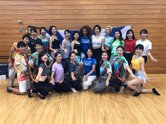 Nilce Fran leva ginga da Portela para universidade japonesa